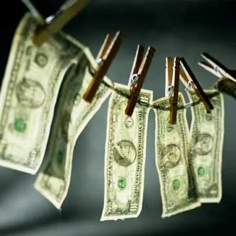 دبلوم مكافحة غسل الأموال وتمويل الارهاب