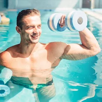 برنامج تدريبات اللياقة البدنية المائية