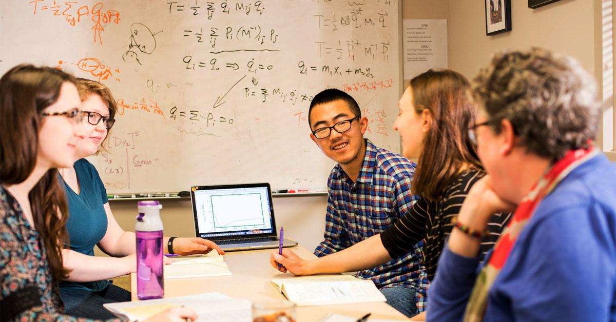 Large & Small Groups Teaching Strategies Course