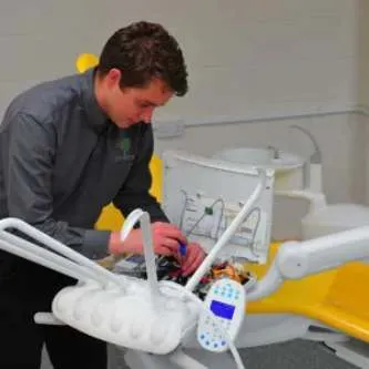 دورة صيانة اجهزة عيادات الاسنان