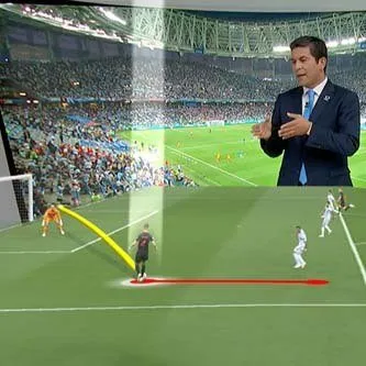 دورة التحليل والتعليق الرياضي لمباريات كرة القدم