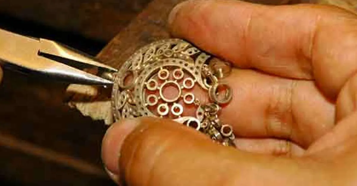 Gold & Silver Crafting Training Diploma